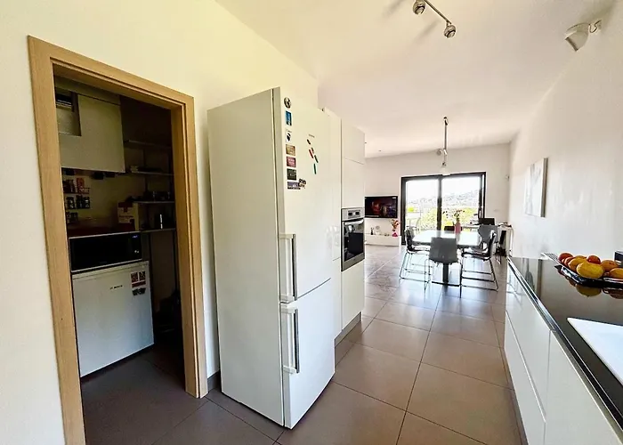 Casamea - Familiale, Piscine Chauffée, Clim Ajaccio (Corsica)